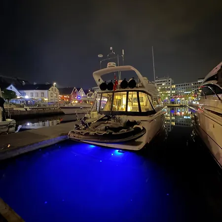 Botel Ons 2026 - Luxury 50Ft Yacht In The Heart Of Stavanger Center *