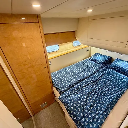 Ons 2026 - Luxury 50Ft Yacht In The Heart Of Stavanger Center Botel Stavanger